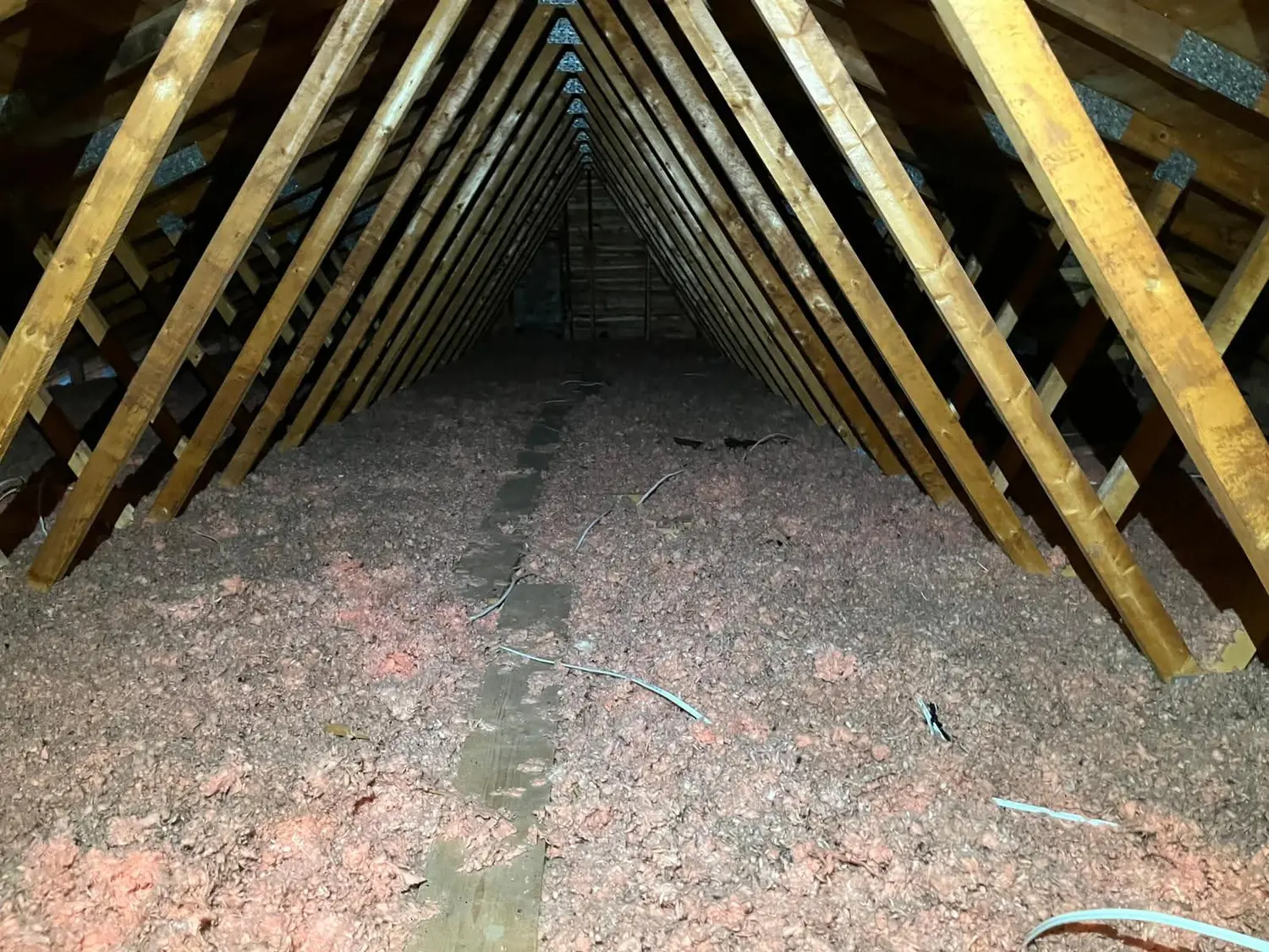 Photo de réalisation — Retrait de l’ancienne isolation et remise à niveau